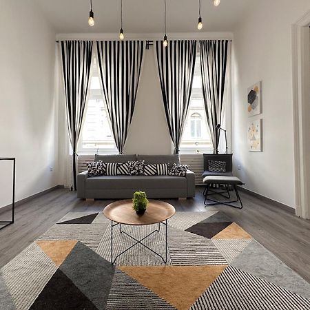 R&R Central Apartment Budapeşte Dış mekan fotoğraf